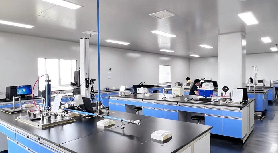 Zhejiang Runqiang Medical Instruments Co.,Ltd производственная линия производителя